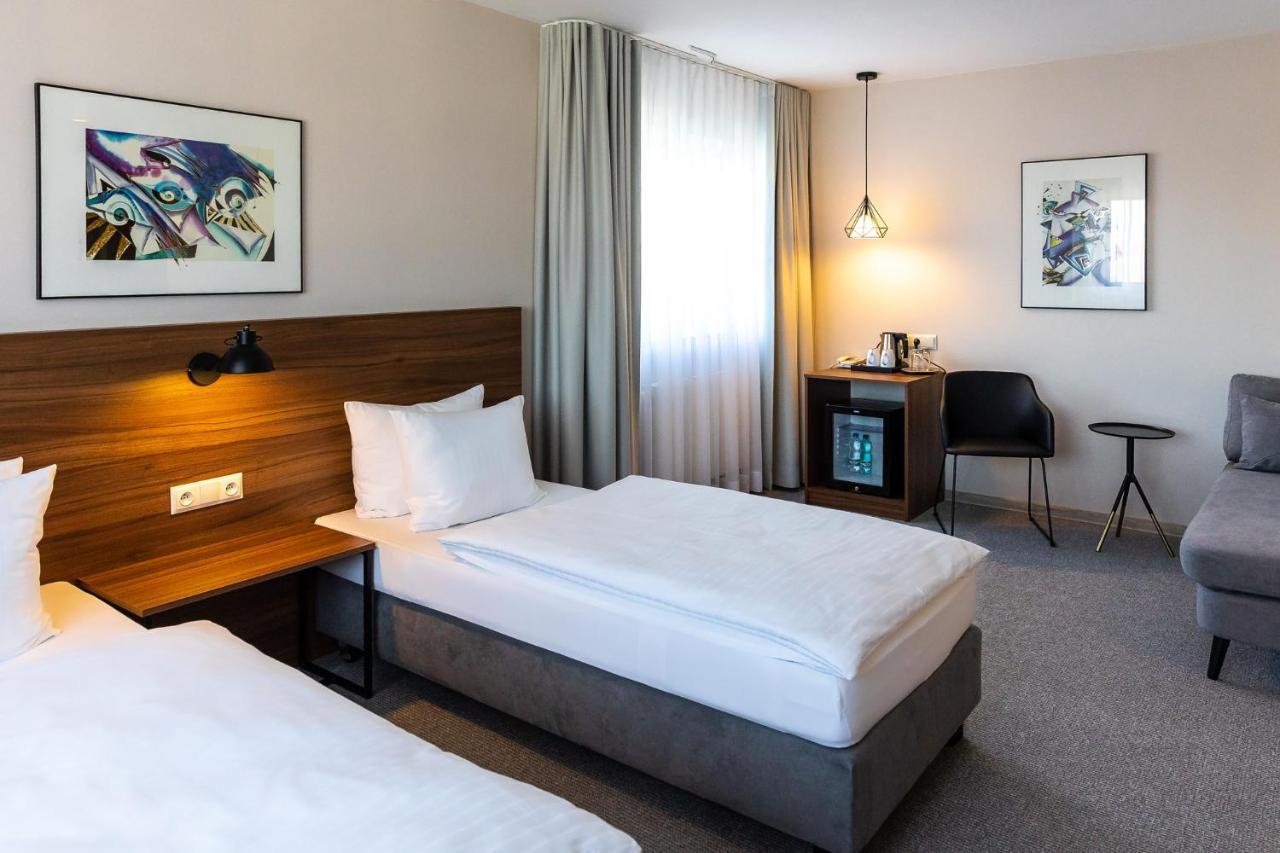 Hotel Santin Belchatow Exterior photo